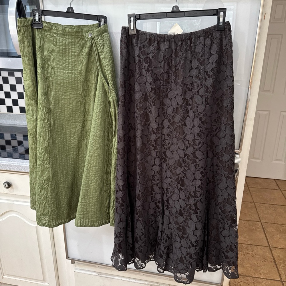 Chico's Skirts (2) Size 0. NWT. Olive green. Gray.